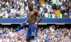 米兰体育-佩德里压制级演出导演胜利，希腊血性血拼喀麦隆绝境求生