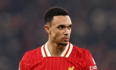 米兰体育网页版-利物浦大将阿诺德重返红军首发的简单介绍