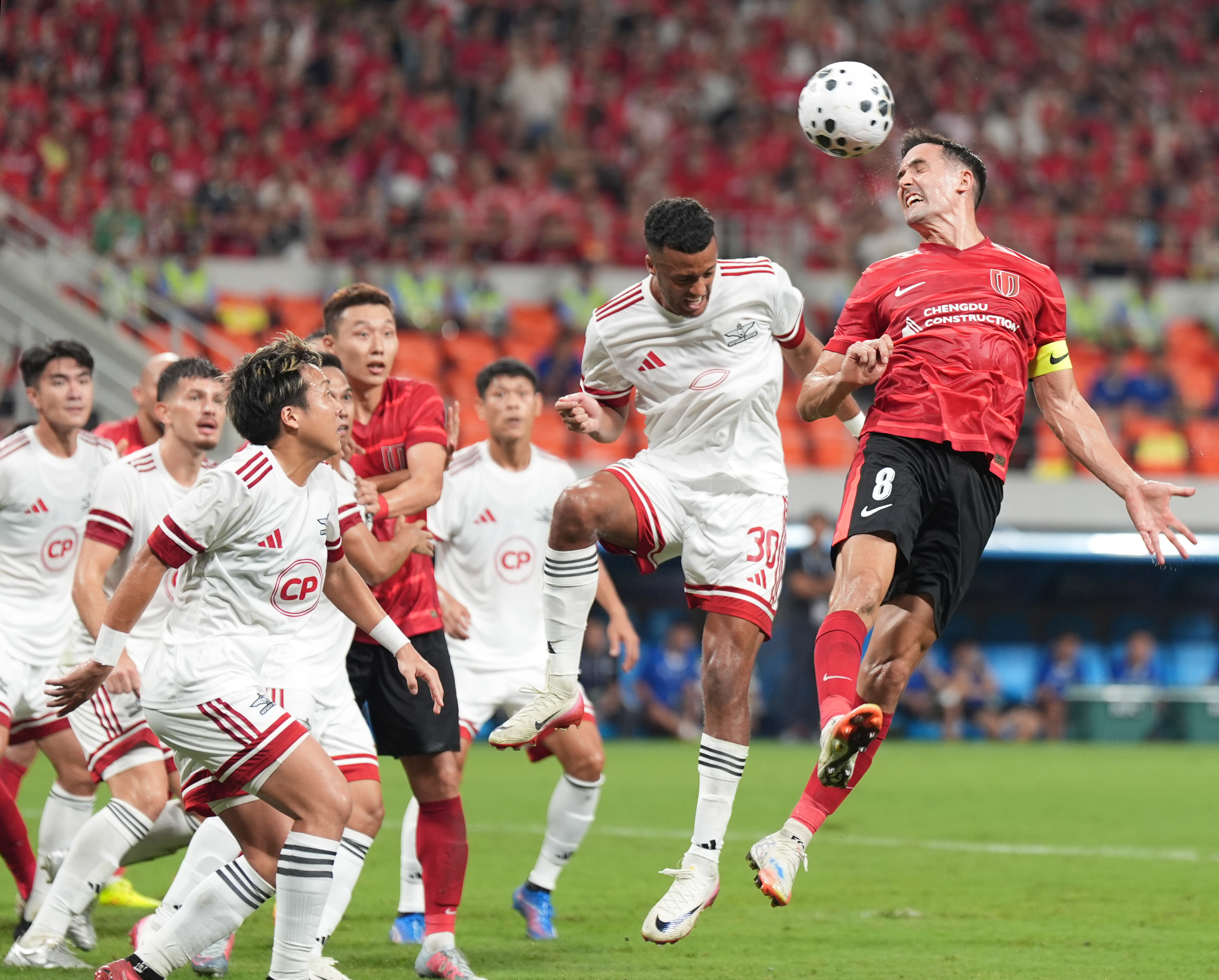 关于足球联赛激励出色,各队团结合作争夺胜利的信息 关于足球联赛激励出色,各队团结合作争夺胜利的信息