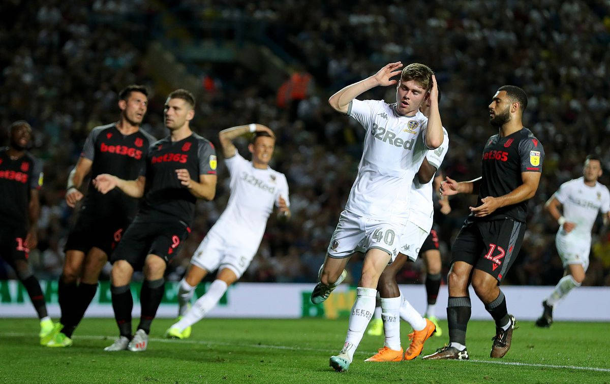 包含圣埃蒂安客场战胜强敌,实现抢分的词条 包含圣埃蒂安客场战胜强敌,实现抢分的词条