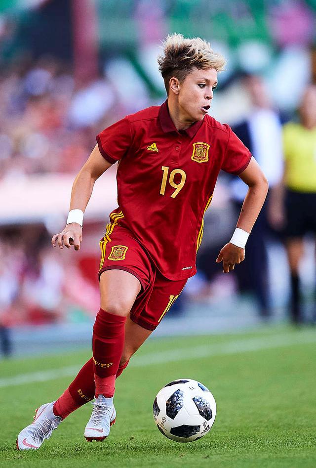 西班牙女足战胜瑞典,晋级欧锦赛半决赛!的简单介绍 西班牙女足战胜瑞典,晋级欧锦赛半决赛!的简单介绍