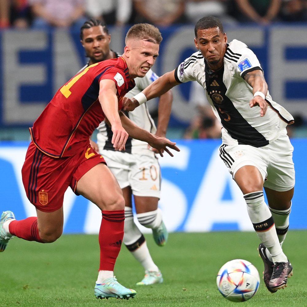 英格兰大胜保加利亚，小组出线希望重燃