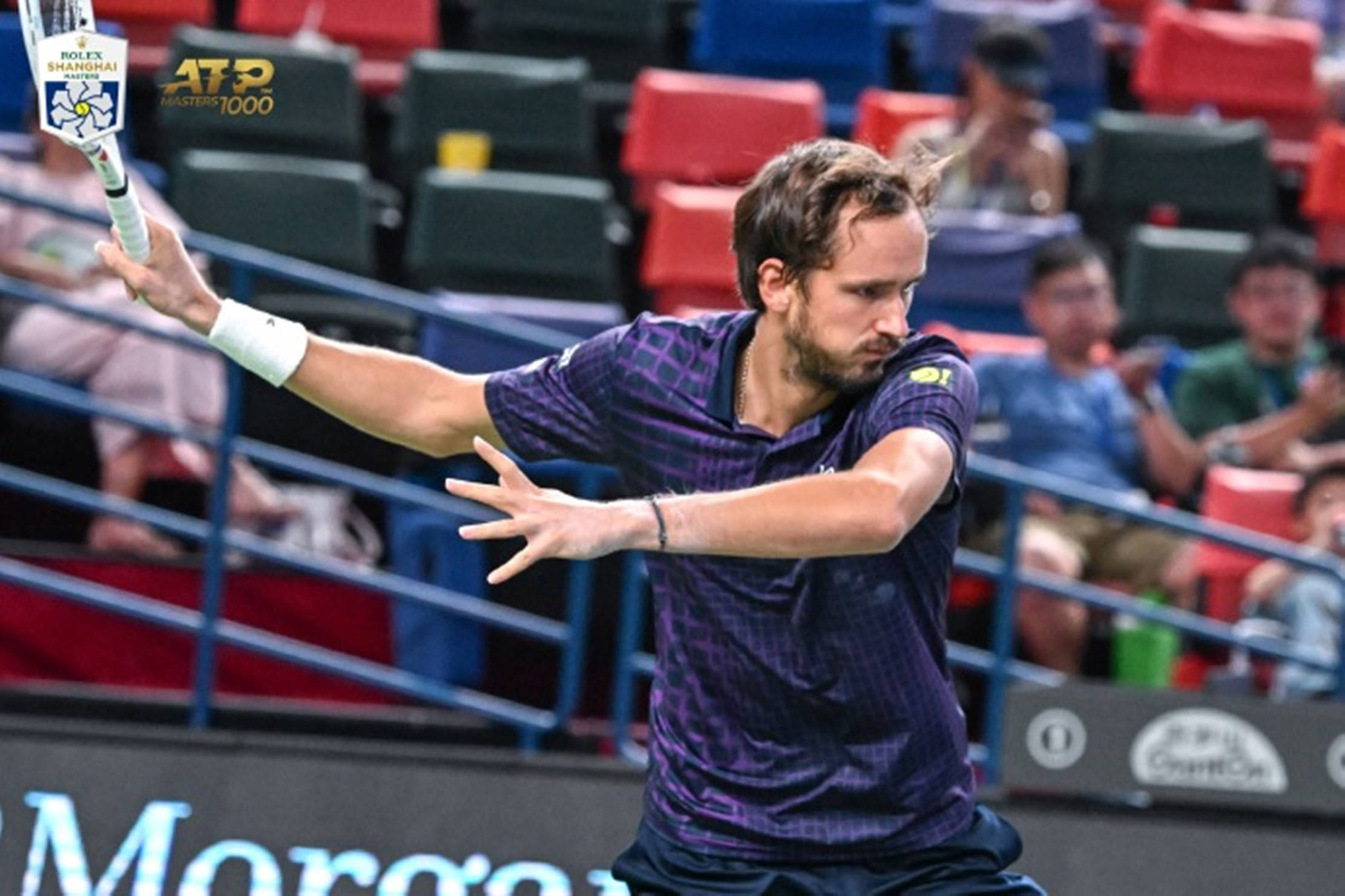 拉沃尔杯逆转年终总决赛，梅德韦杰夫刷新纪录的简单介绍